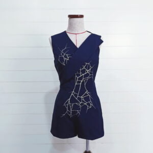 RE Embroidery Playsuit | RE刺繡交叉V領連身褲