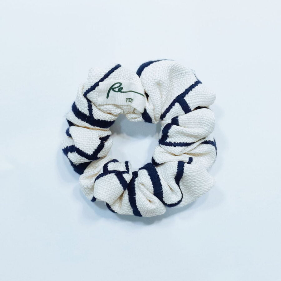 Embroidery Scrunchy | 刺繡髮圈