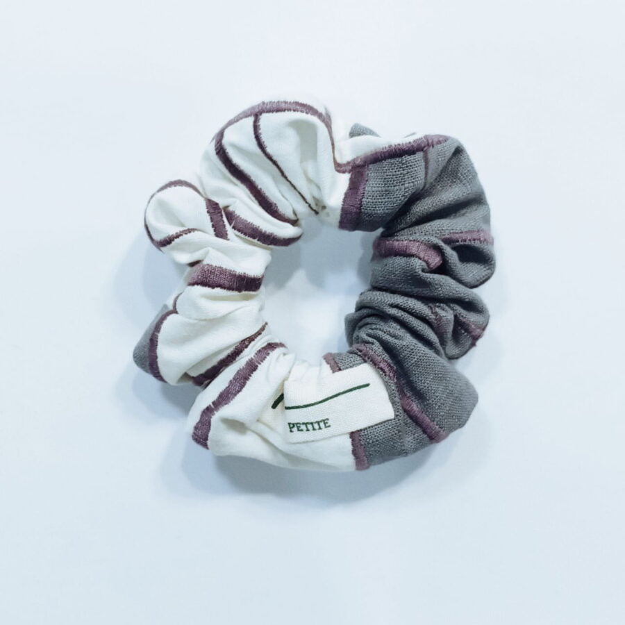 Embroidery Scrunchy | 刺繡髮圈