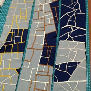 Dual Colours Embroidery Scrunchy | 雙色刺繡髮圈