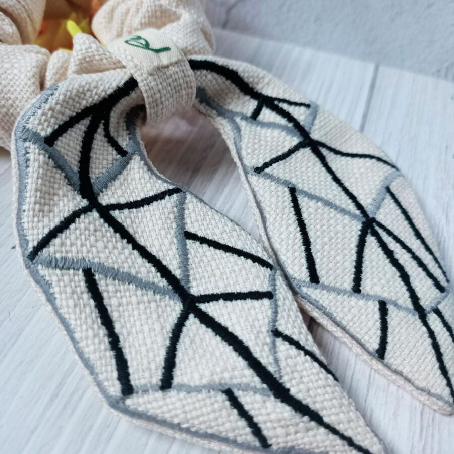 photo_11_2024-05-28_04-10-51 Scrunchy with Dual Colour Embroidered Tail | 雙色小耳朵刺繡髮圈