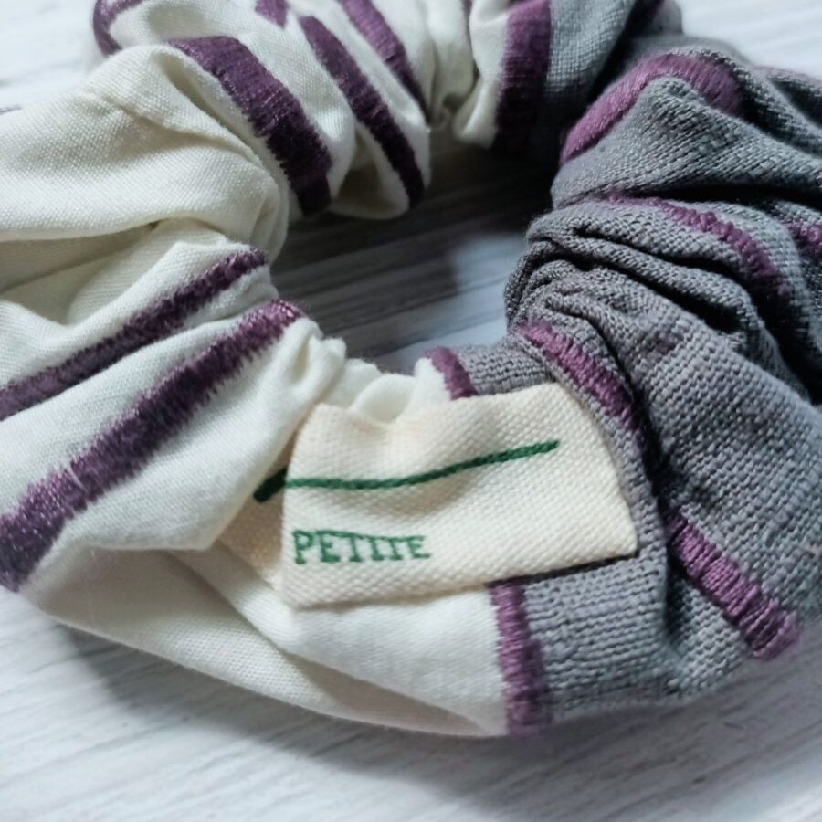 Embroidery Scrunchy | 刺繡髮圈