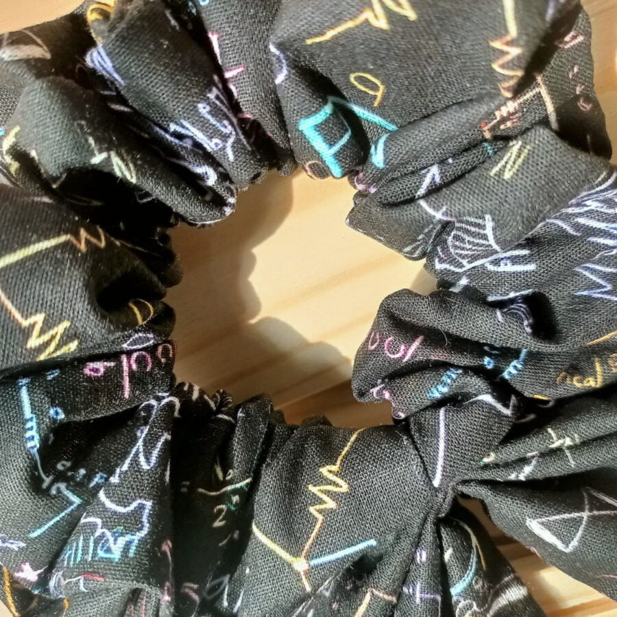 photo_2024-05-05_13-42-20 Bow Scrunchy | 公式印花蝴蝶結髮圈