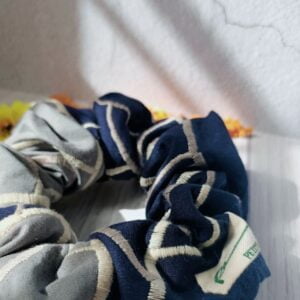 photo_6_2024-05-28_03-47-11 Dual Colours Embroidery Scrunchy | 雙色刺繡髮圈