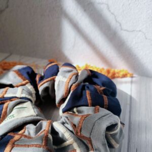 photo_8_2024-05-28_03-47-11 Dual Colours Embroidery Scrunchy | 雙色刺繡髮圈